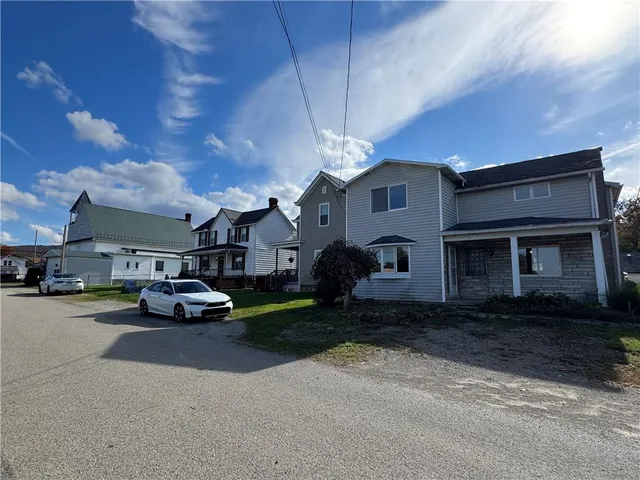 $150,000 | 138 Church Street, Hopwood, PA 15445