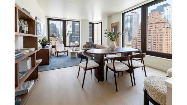$14,500 | 300 East 50th Street, Unit 21A | Midtown East