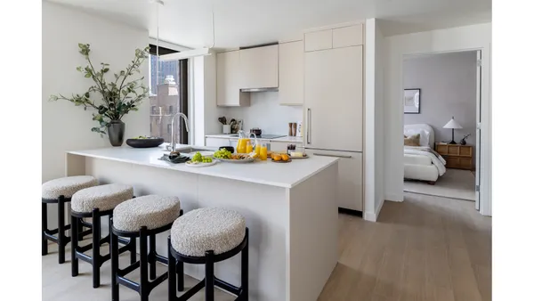 $14,500 | 300 East 50th Street, Unit 21A | Midtown East