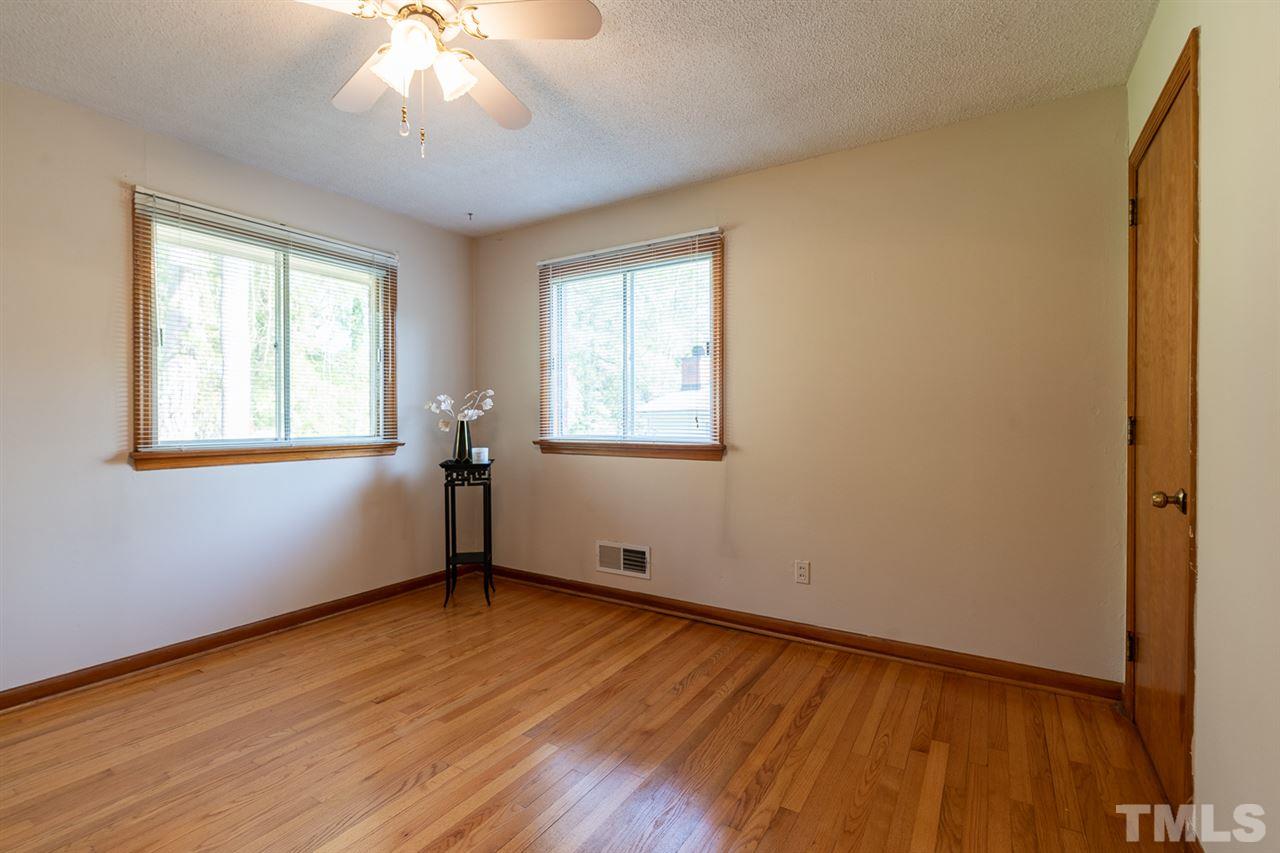 5132 Jeffries Street Raleigh, NC 27606 - Photo 25 of 29 Gallery Image 25
