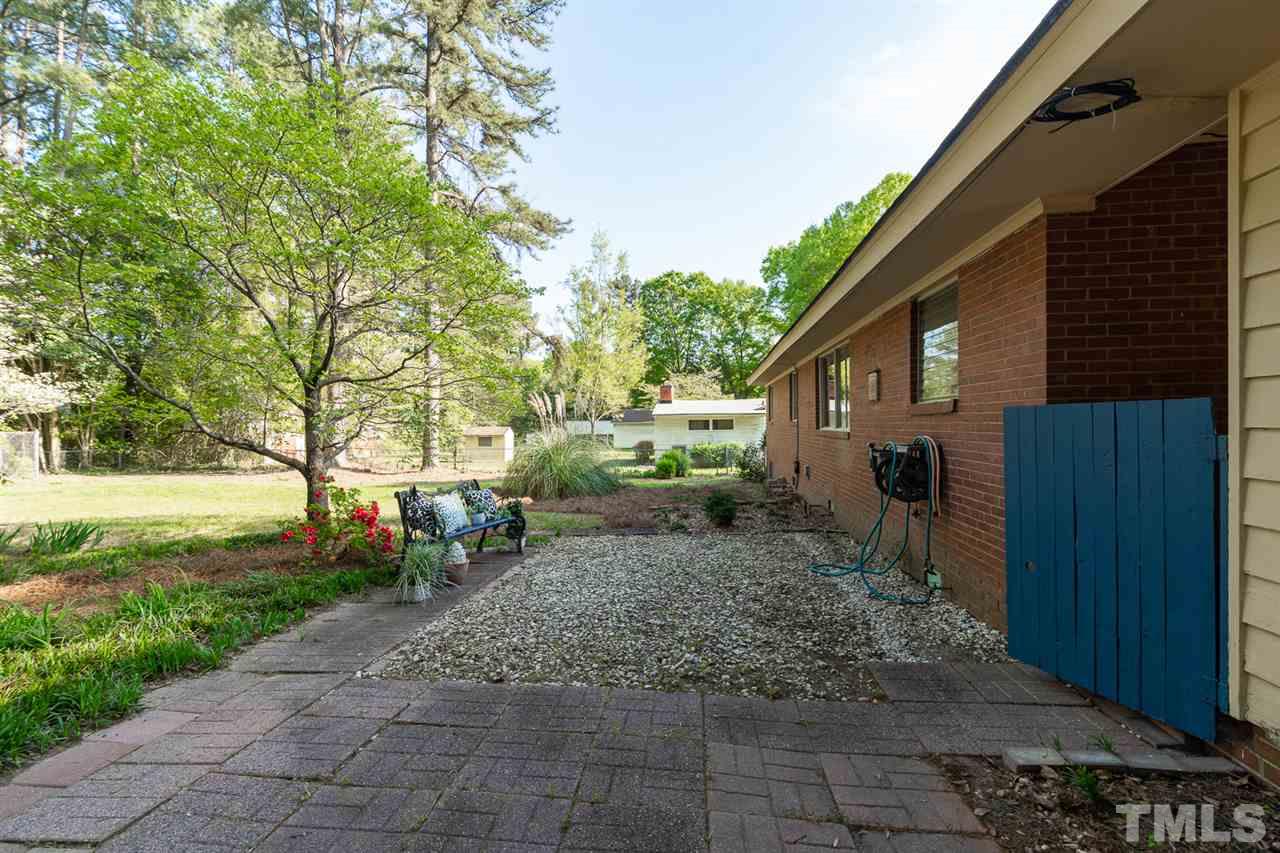 5132 Jeffries Street Raleigh, NC 27606 - Photo 5 of 29 Gallery Image 5