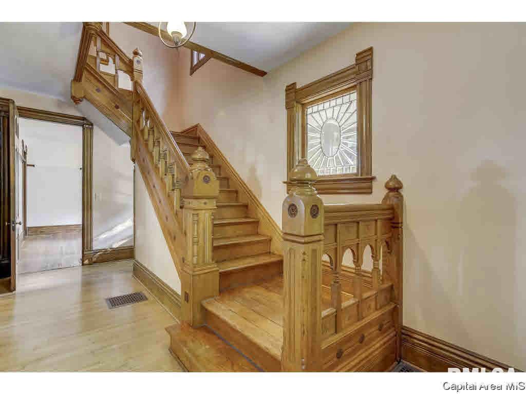 501 Williams Street Springfield, IL 62704 - Photo 6 of 36
