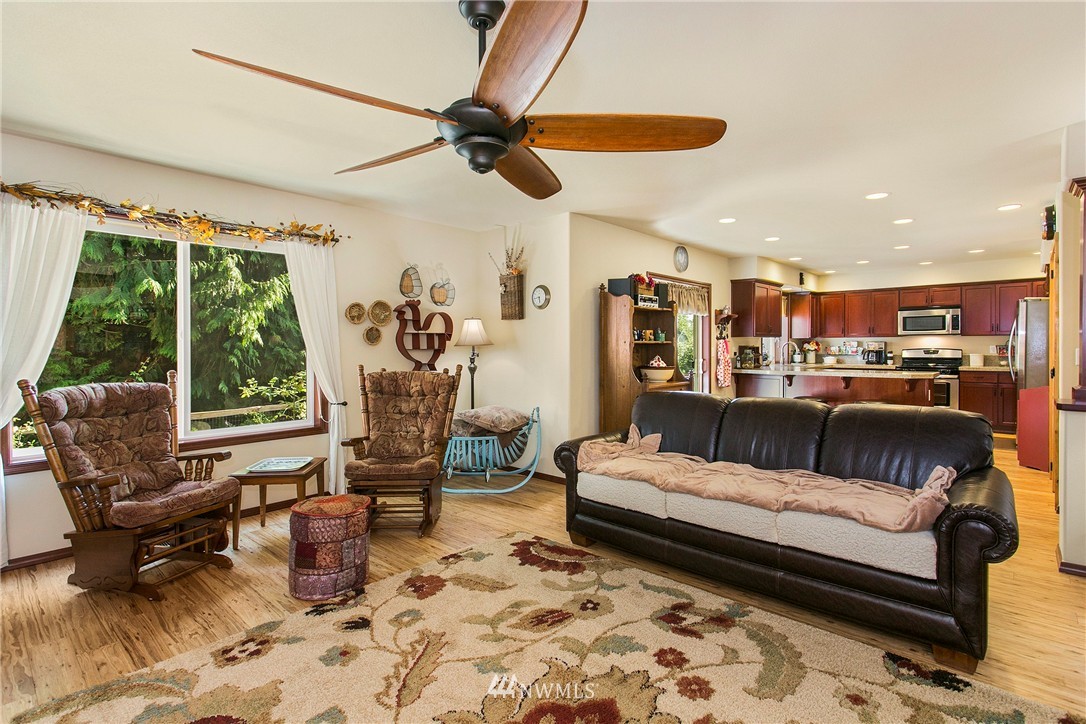 436 Barry Loop Mount Vernon, WA 98274 - Photo 11 of 22 Gallery Image 11