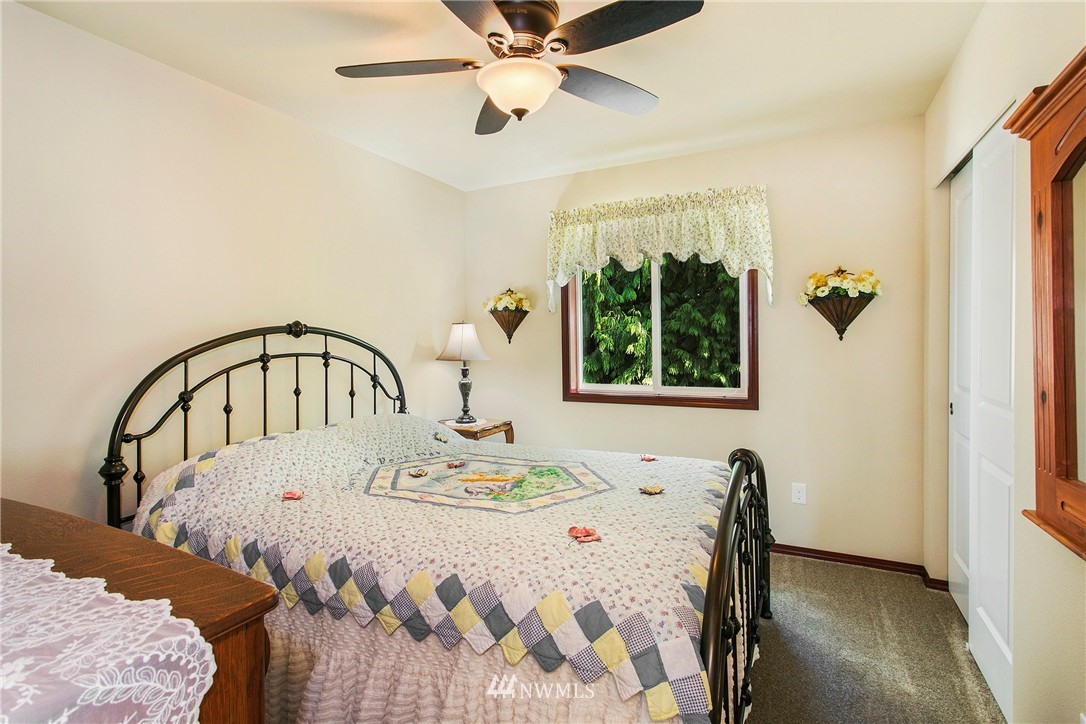 436 Barry Loop Mount Vernon, WA 98274 - Photo 18 of 22 Gallery Image 18