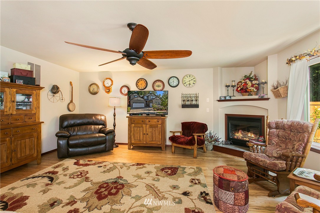 436 Barry Loop Mount Vernon, WA 98274 - Photo 10 of 22 Gallery Image 10