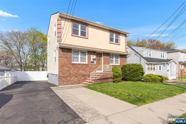 $2,250 | 119 Church Street, Lodi, NJ 07644