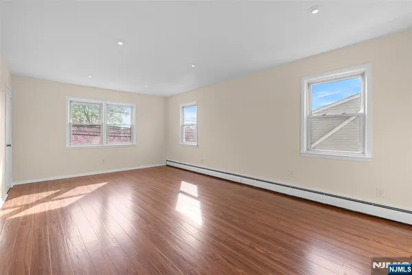 $2,250 | 119 Church Street, Lodi, NJ 07644