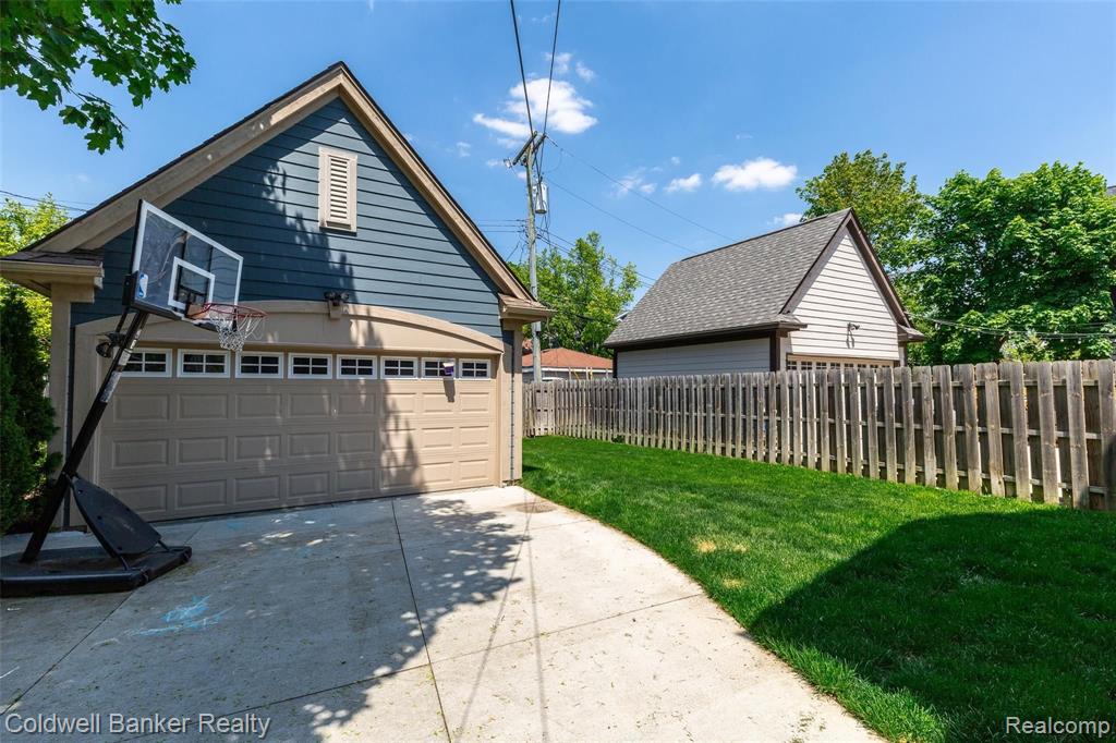 1555 Ruffner Avenue Birmingham, MI 48009 - Photo 29 of 29