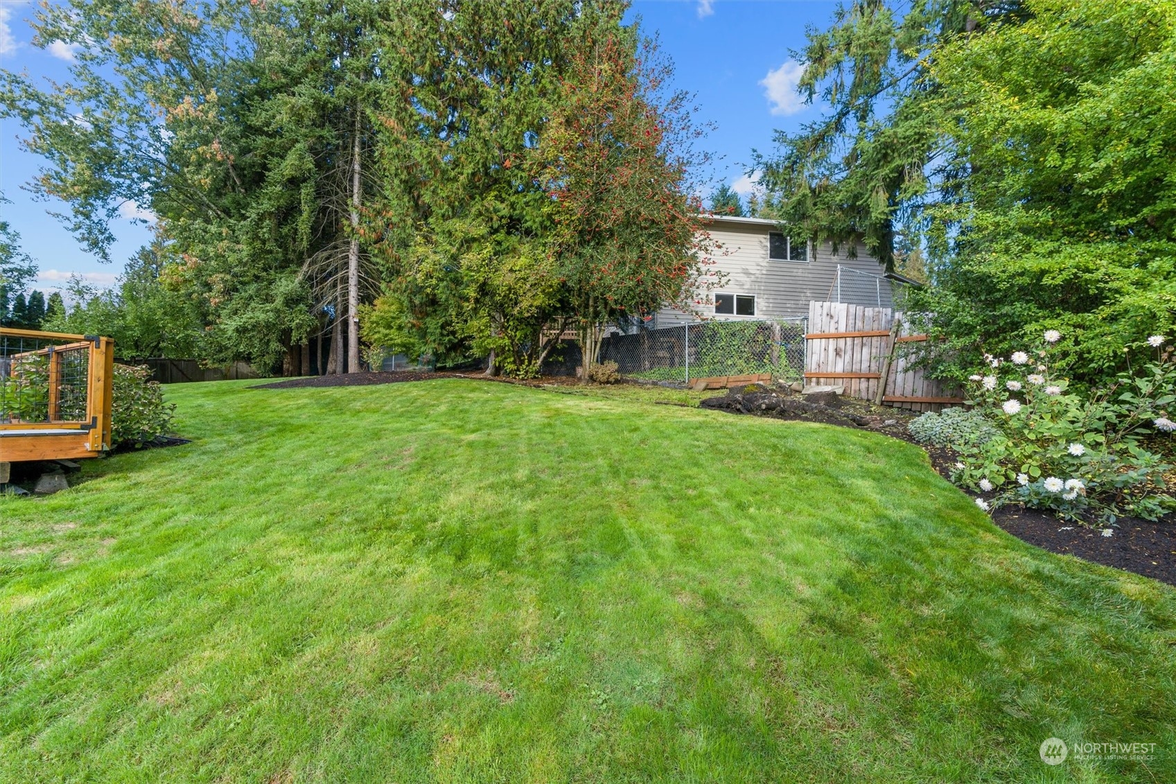 20012 101st Place Northeast Bothell, WA 98011 - Photo 27 of 28 Gallery Image 27