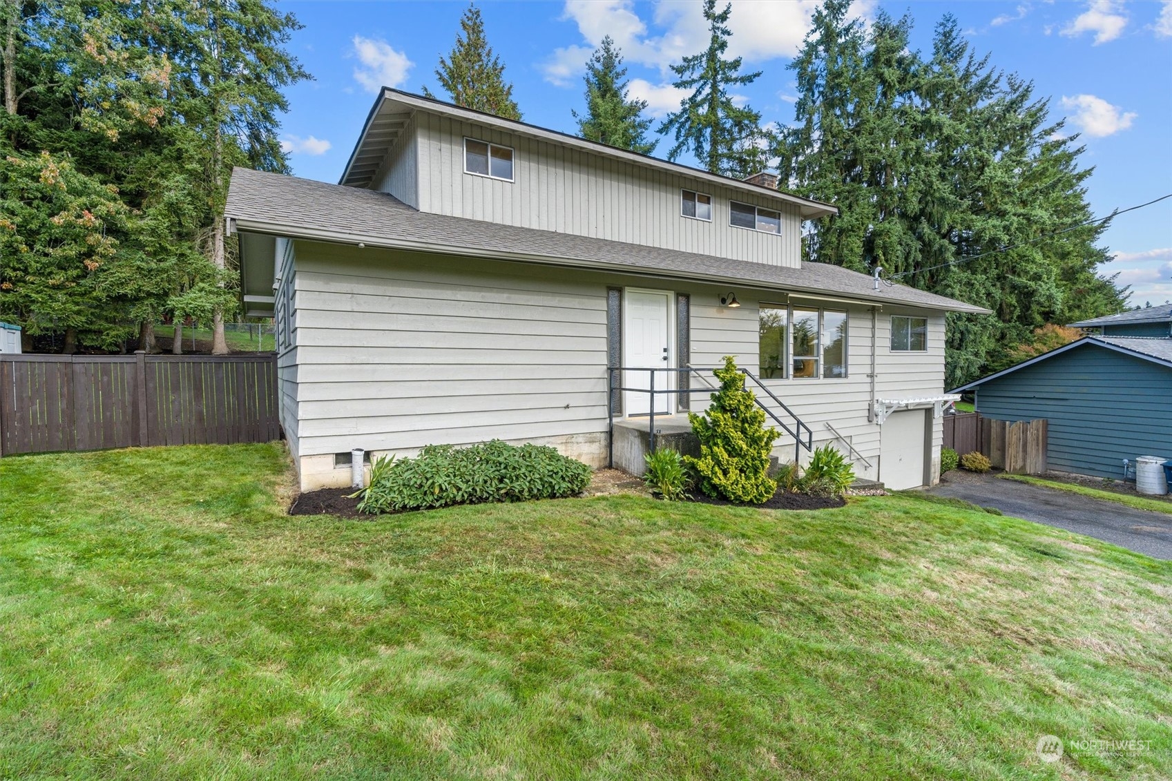 20012 101st Place Northeast Bothell, WA 98011 - Photo 28 of 28 Gallery Image 28