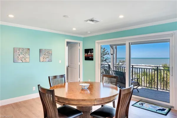 $18,000 | 1065 Gulf Shore Boulevard North, Unit 201, Naples, FL 34102