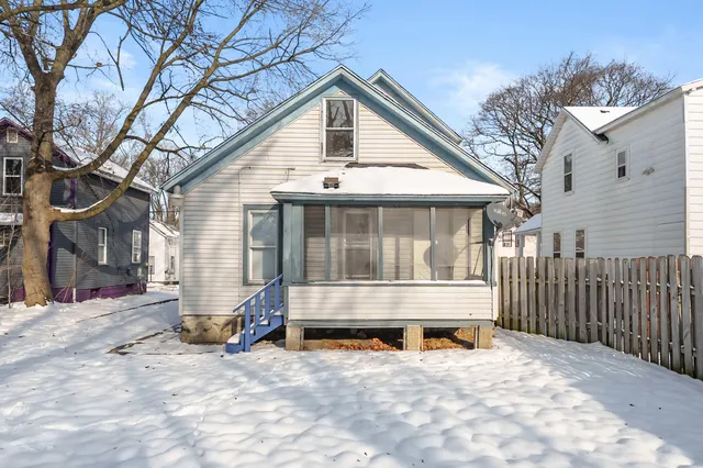 $115,000 | 128 East Belmont Street, Kalamazoo, MI 49001