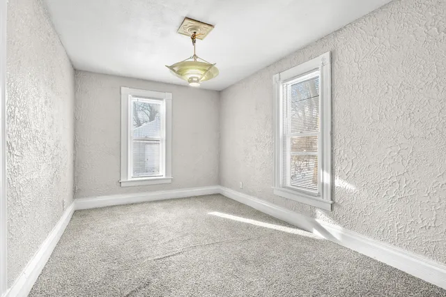 $115,000 | 128 East Belmont Street, Kalamazoo, MI 49001