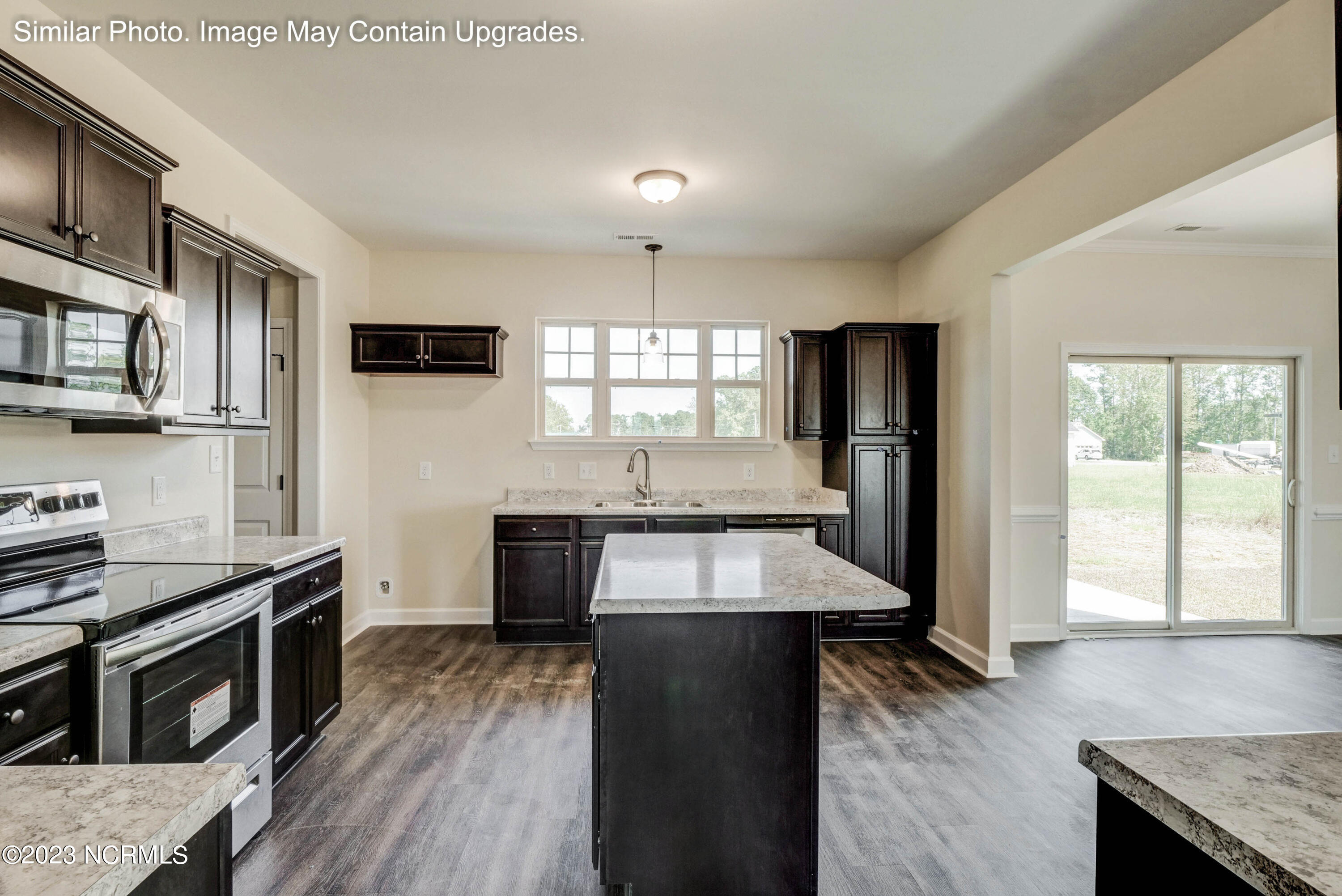 709 West Warner Court Hubert, NC 28539 - Photo 7 of 28 Charleston - New-5