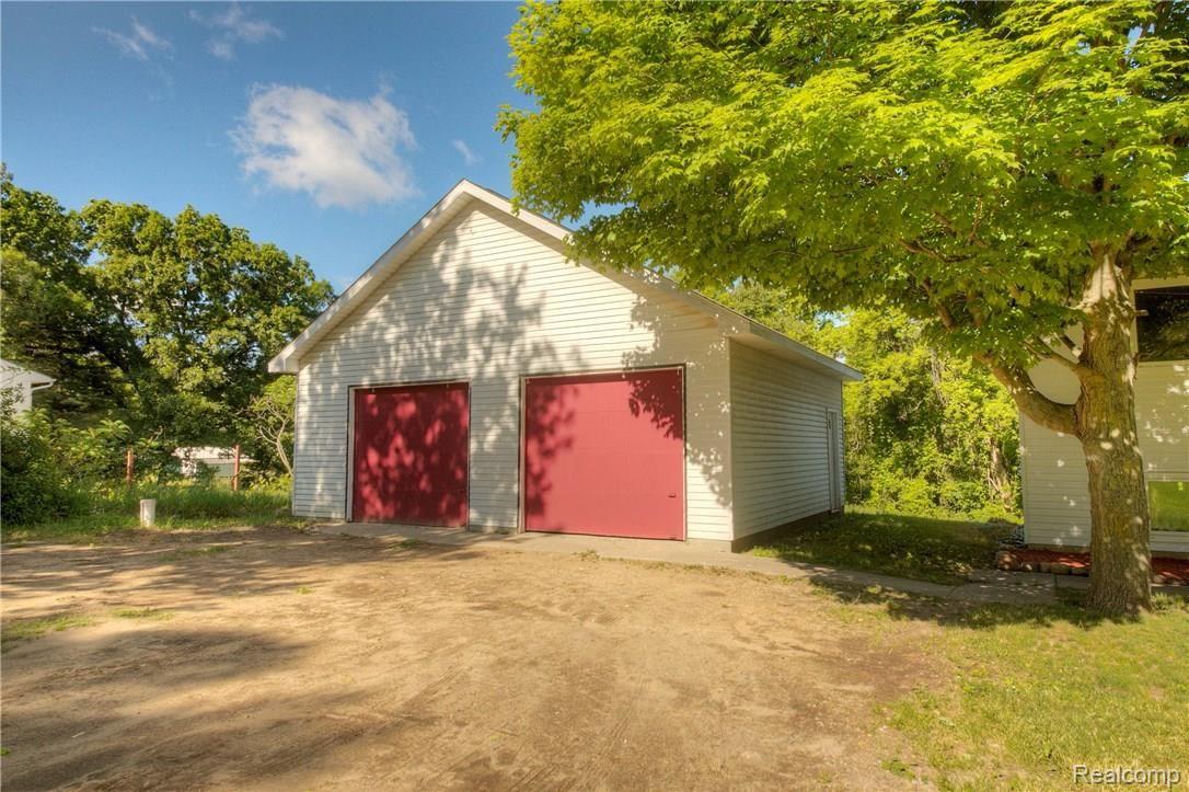 18551 Williamsville Road Gregory, MI 48137 - Photo 33 of 34 930A7190_1_2.jpg