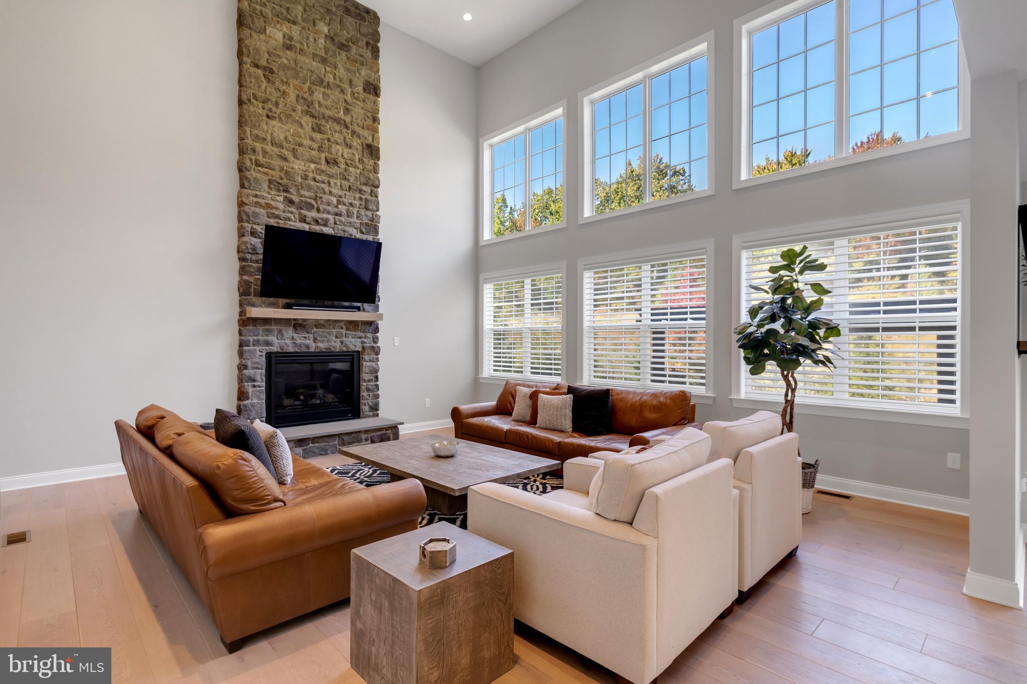 1378 Memorial Drive Warminster, PA 18974 - Photo 11 of 50 Great Room