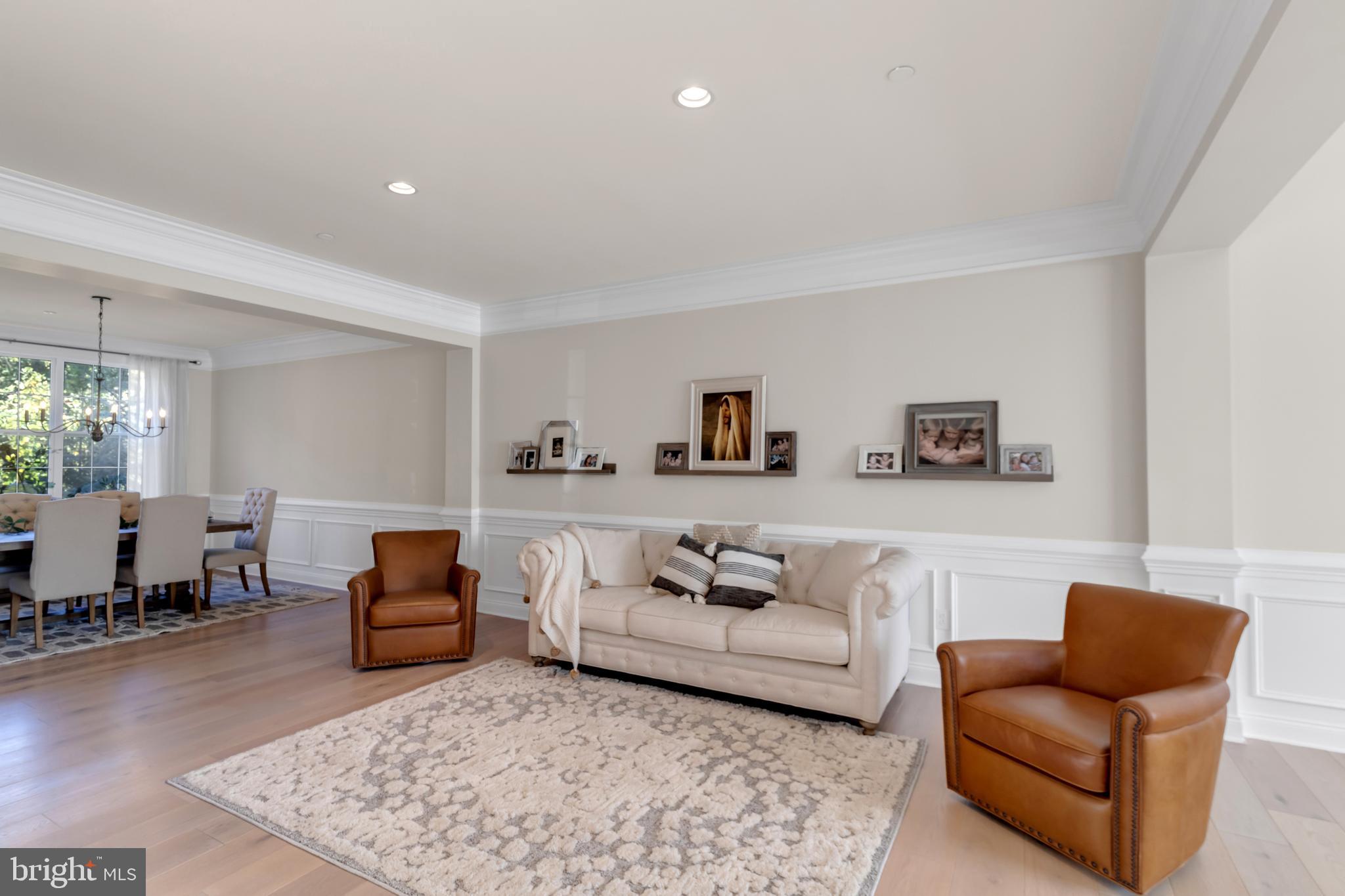 1378 Memorial Drive Warminster, PA 18974 - Photo 17 of 50 Living Room