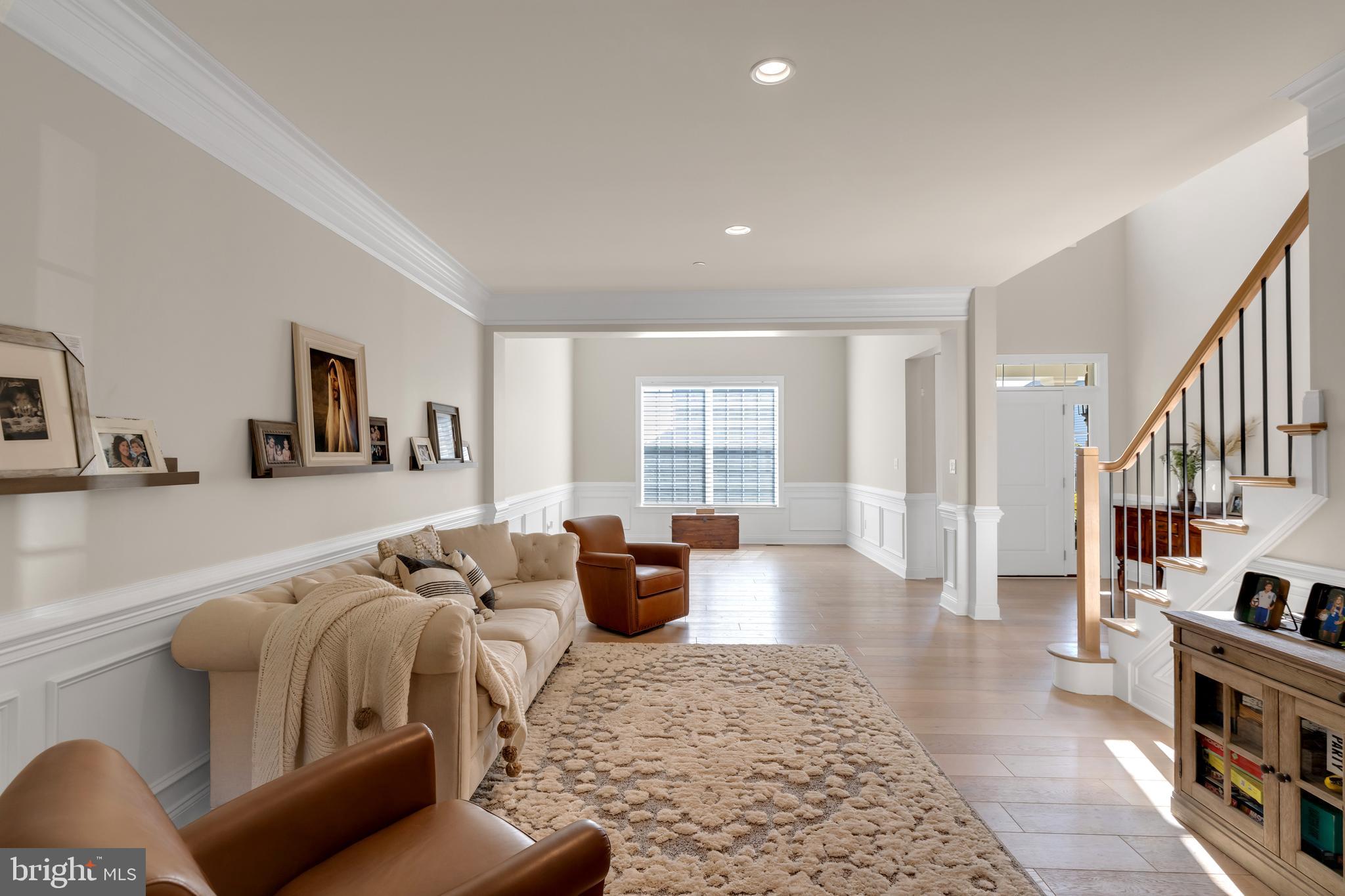 1378 Memorial Drive Warminster, PA 18974 - Photo 18 of 50 Living Room/Library