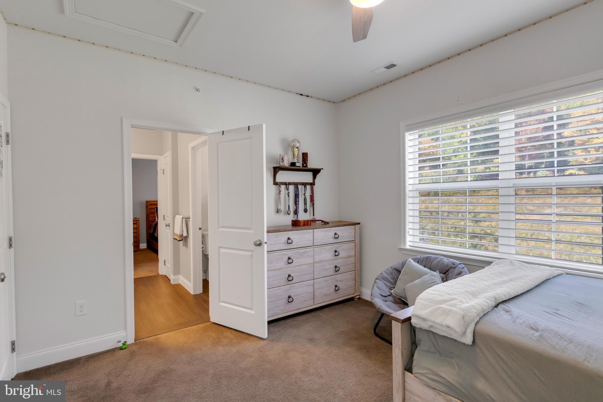 1378 Memorial Drive Warminster, PA 18974 - Photo 31 of 50 Bedroom 2 w/Jack & Jill Full Bath