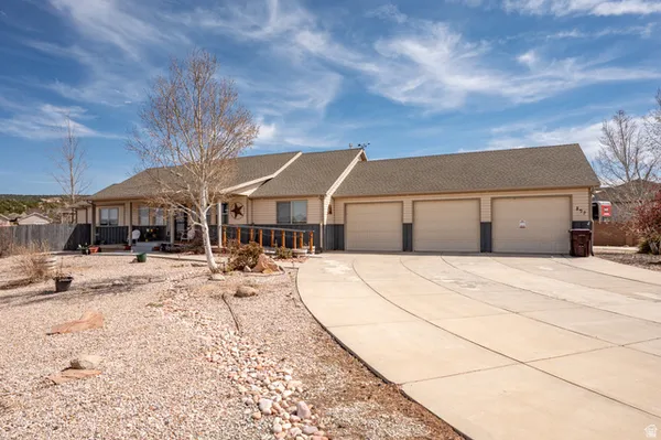 $560,000 | 897 South 4300th Street West, Cedar City, UT 84720