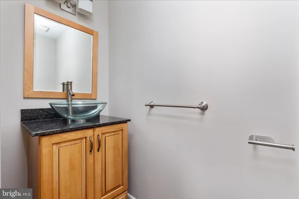 $425,000 | 5673 Phelps Luck Drive, Columbia, MD 21045