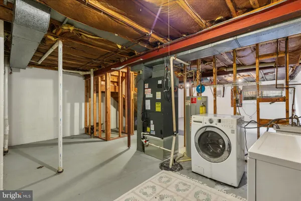 $425,000 | 5673 Phelps Luck Drive, Columbia, MD 21045