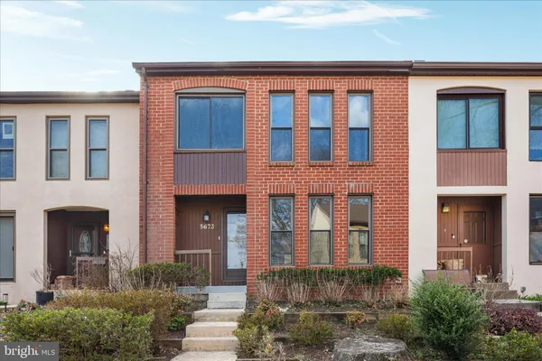 $425,000 | 5673 Phelps Luck Drive, Columbia, MD 21045