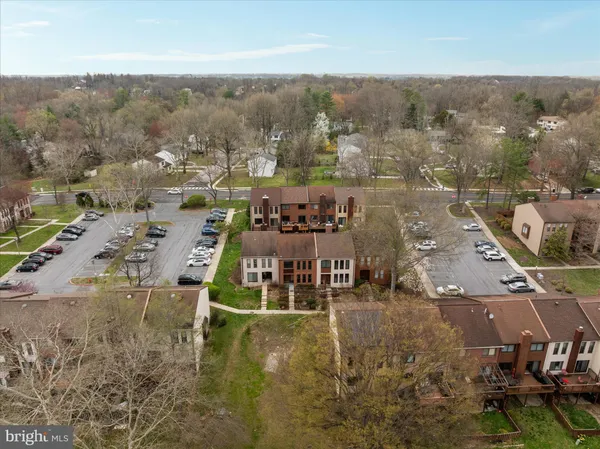 $425,000 | 5673 Phelps Luck Drive, Columbia, MD 21045