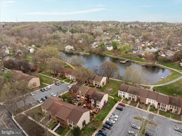 $425,000 | 5673 Phelps Luck Drive, Columbia, MD 21045