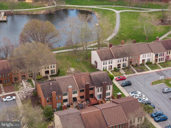 $425,000 | 5673 Phelps Luck Drive, Columbia, MD 21045