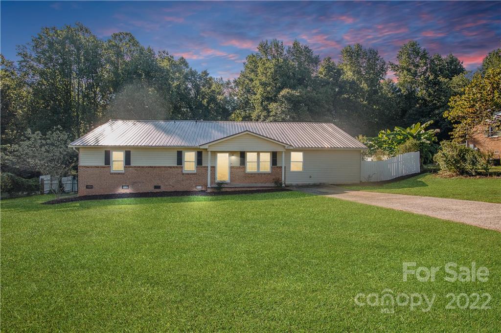 577 Causby Road Morganton, NC 28655 - Photo 1 of 48 Gallery Image 1