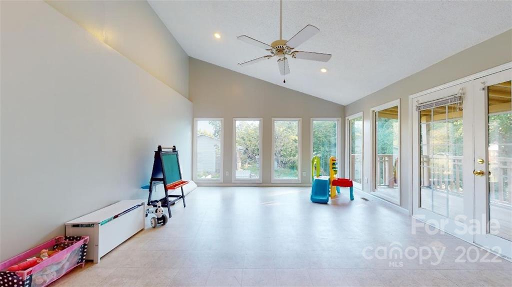 577 Causby Road Morganton, NC 28655 - Photo 12 of 48 Gallery Image 12