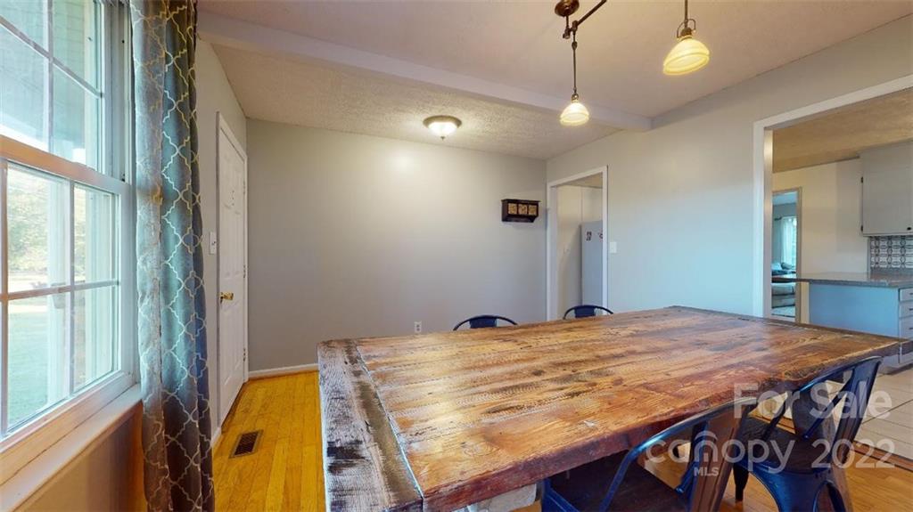577 Causby Road Morganton, NC 28655 - Photo 5 of 48 Gallery Image 5