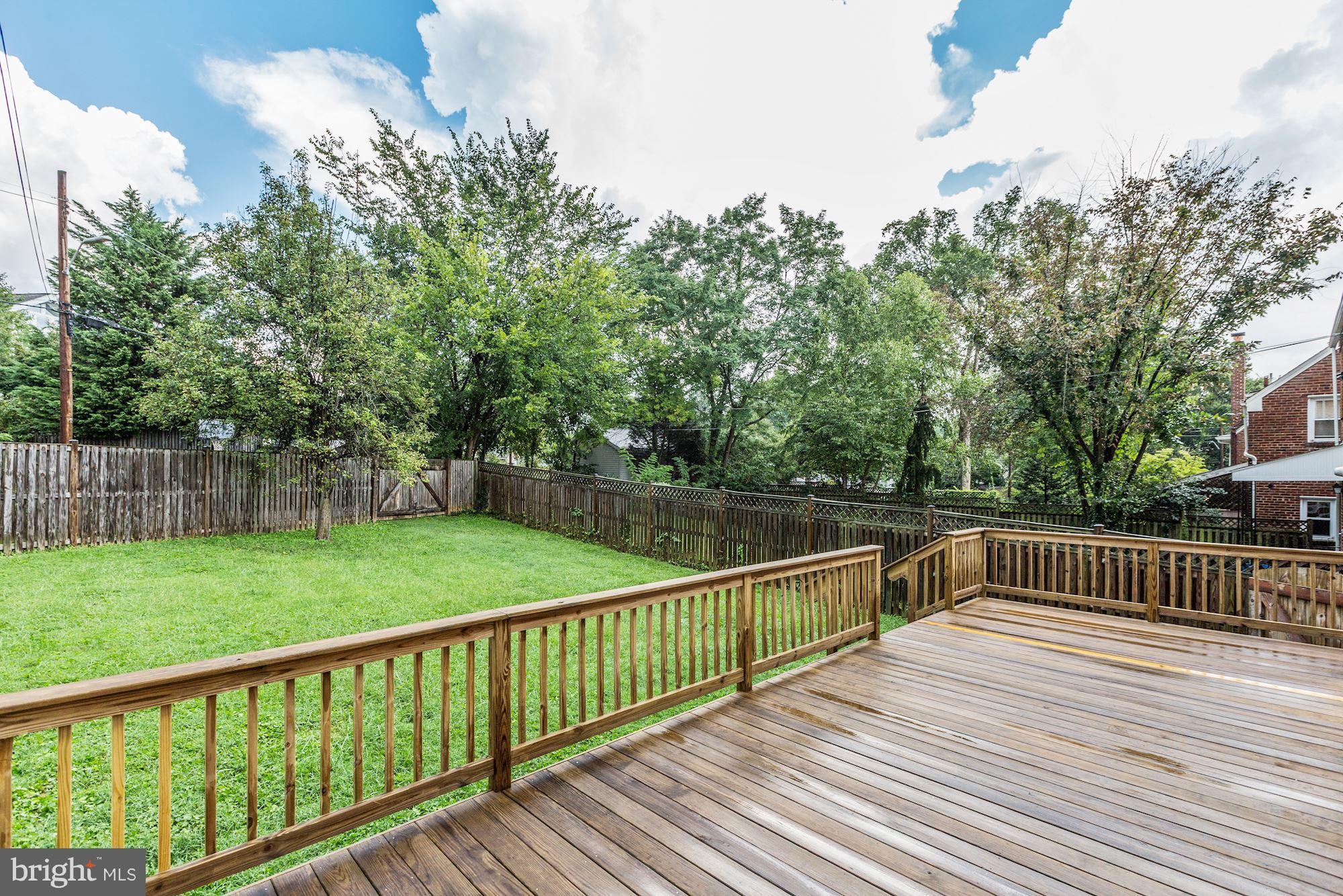 4425 River Road Northwest Washington, DC 20016 - Photo 21 of 23 Rear Deck
