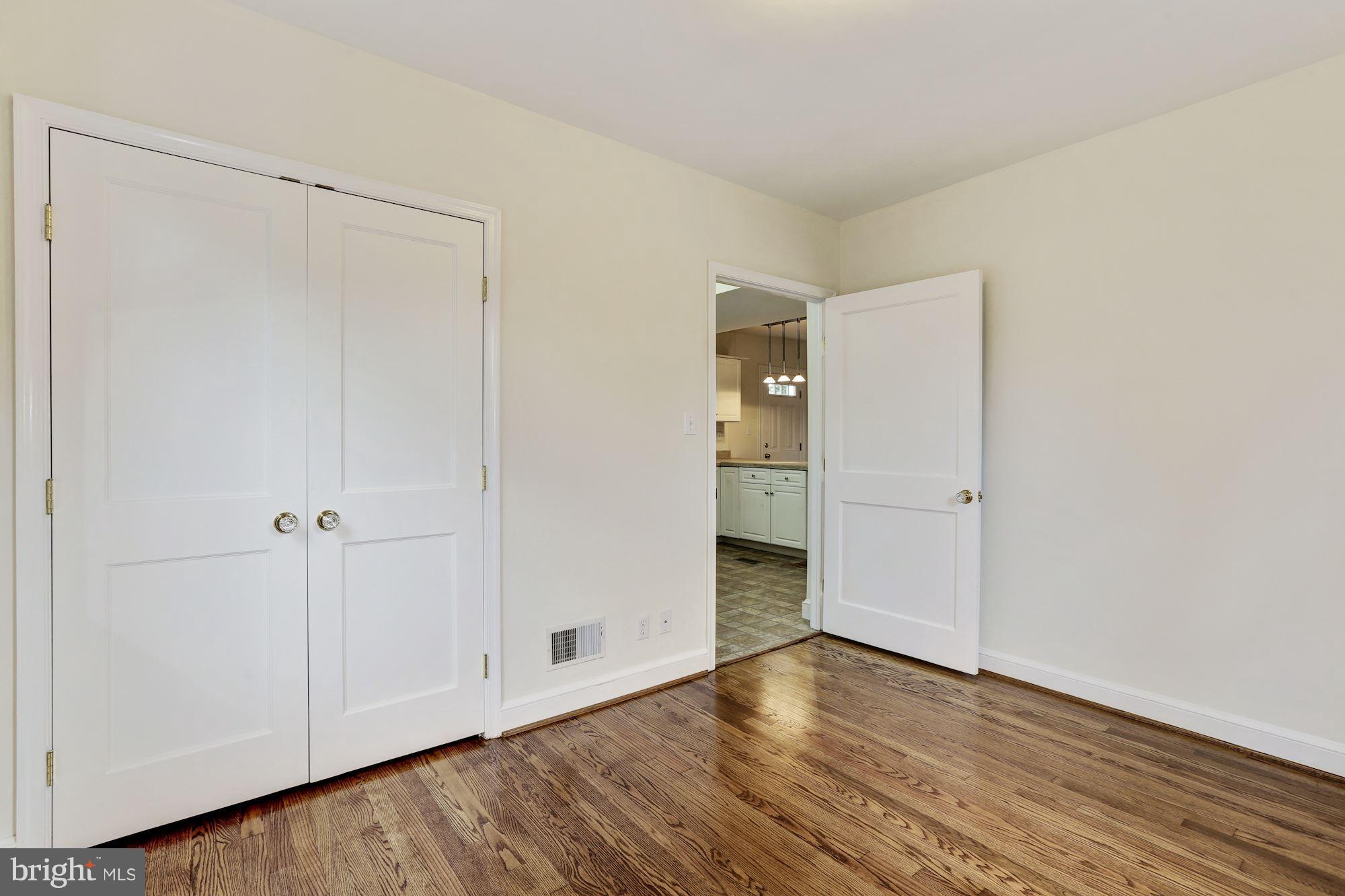 4425 River Road Northwest Washington, DC 20016 - Photo 7 of 23 Main Level Bedroom