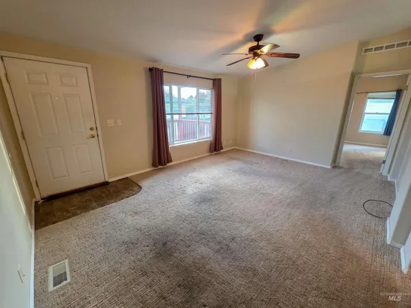 $159,999 | 2034 Powers Avenue, Unit 27, Lewiston, ID 83501