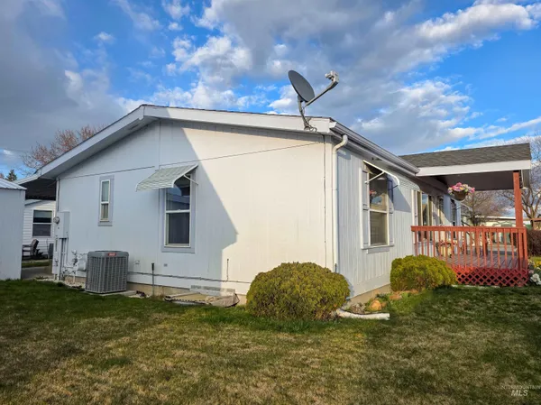 $159,999 | 2034 Powers Avenue, Unit 27, Lewiston, ID 83501