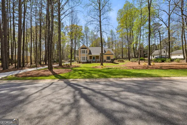 $500,000 | 170 Brennan Drive, Tyrone, GA 30290