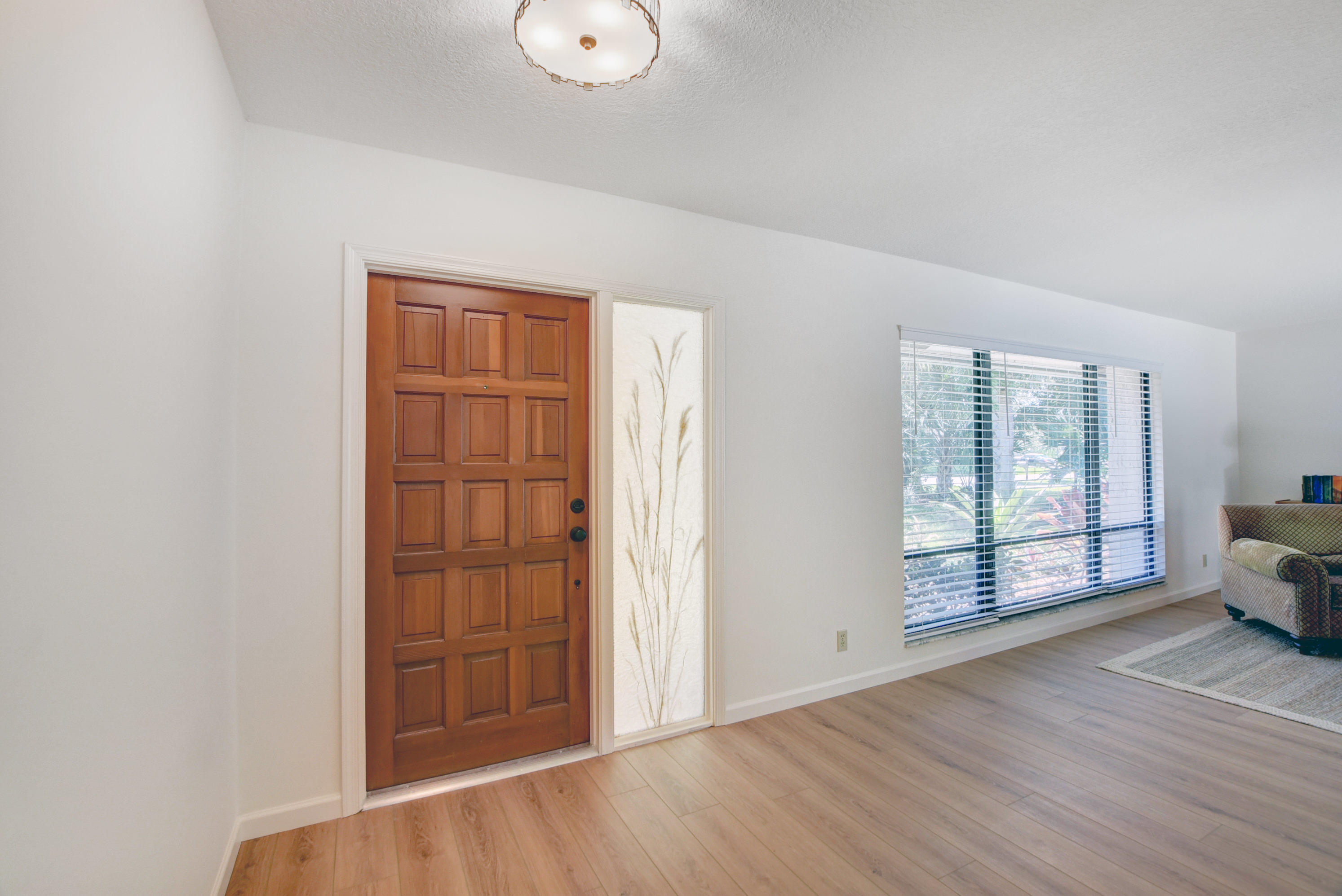 151 Old Country Road South Wellington, FL 33414 - Photo 21 of 51 DSC_3845_6_7_8_9
