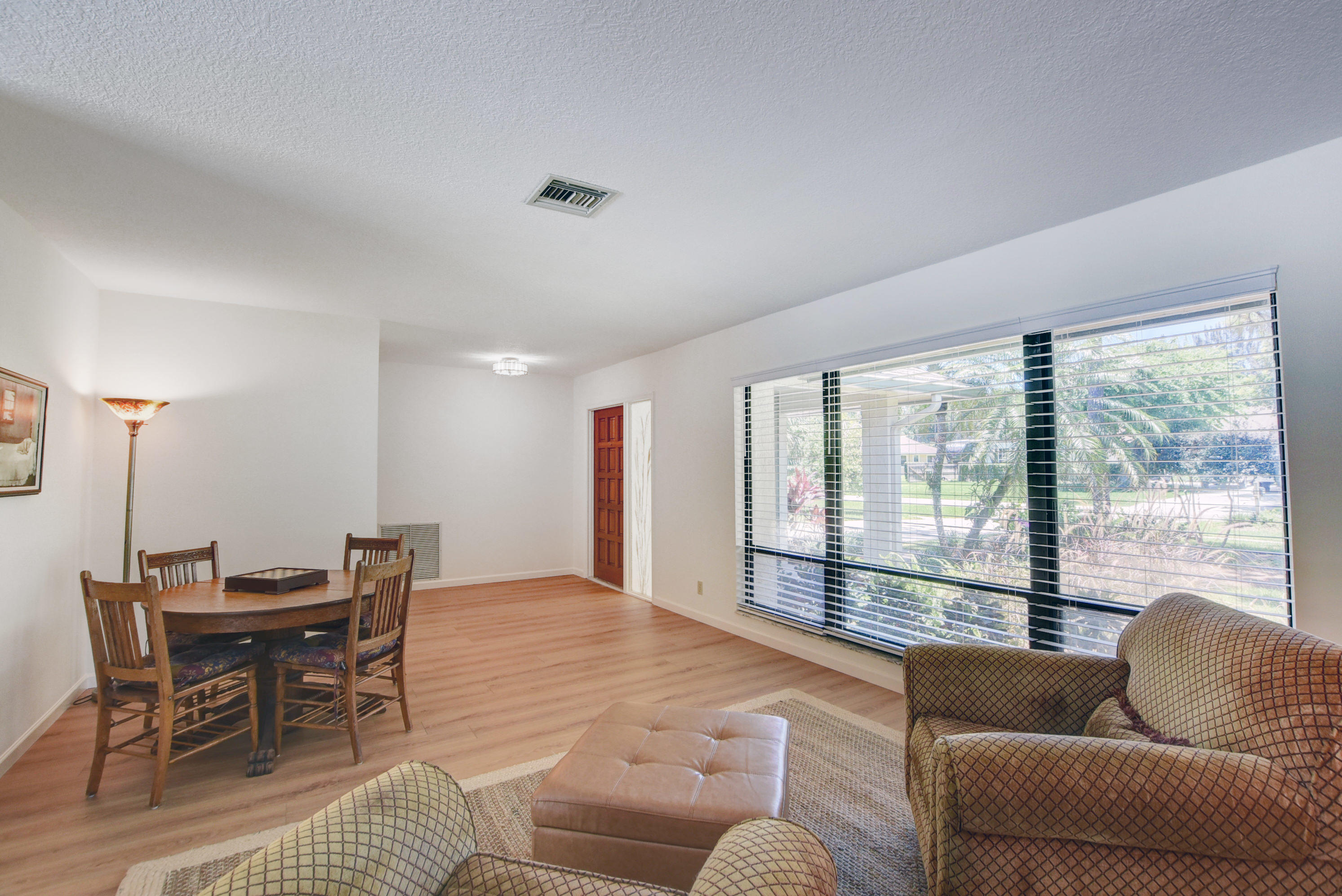 151 Old Country Road South Wellington, FL 33414 - Photo 23 of 51 DSC_3860_1_2_3_4