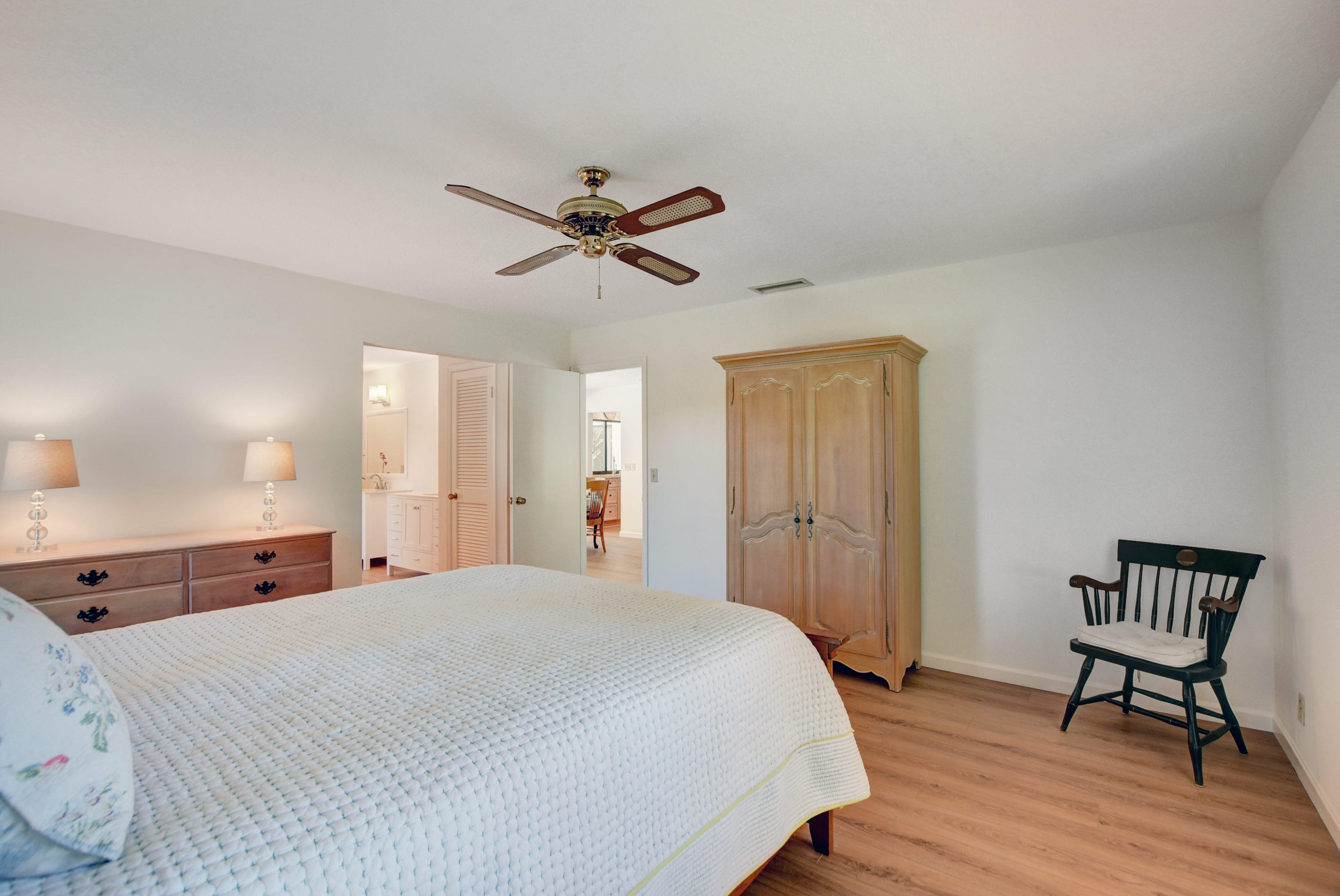 151 Old Country Road South Wellington, FL 33414 - Photo 26 of 51 DSC_3885_6_7_8_9