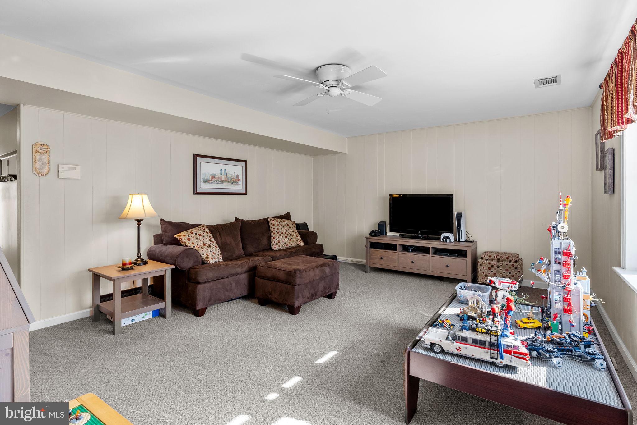 1317 Whitney Road Southampton, PA 18966 - Photo 13 of 28 Family room