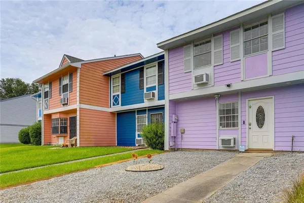 $329,900 | 5846 West Deer Park Boulevard, New Orleans, LA 70127