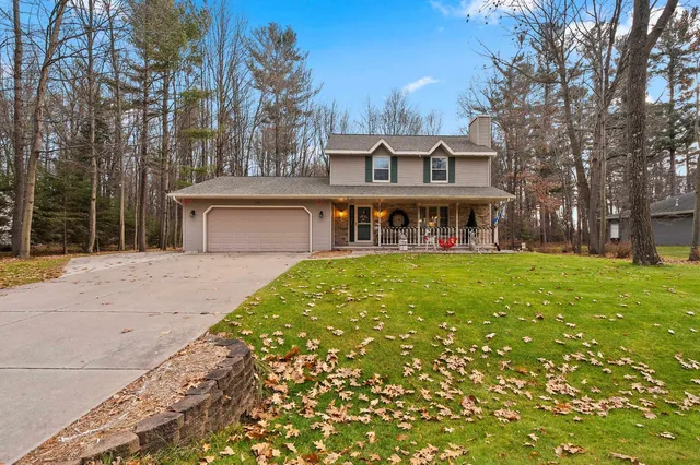 $329,900 | 280 River Pine Drive, Shawano, WI 54166