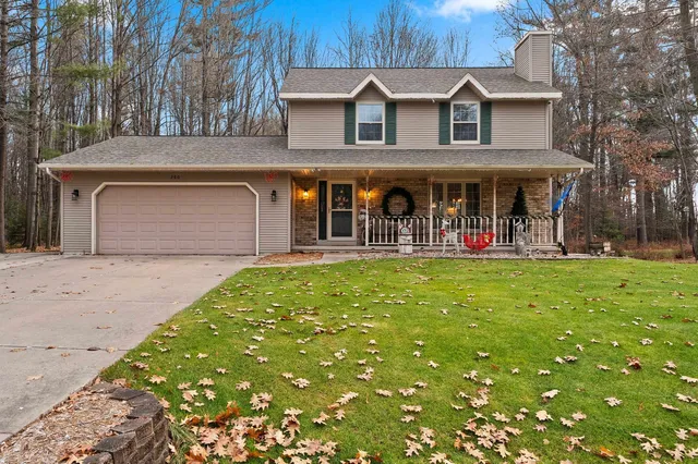 $329,900 | 280 River Pine Drive, Shawano, WI 54166