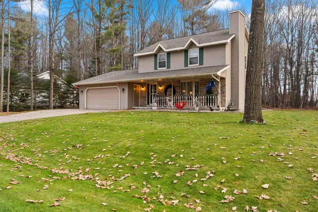 $329,900 | 280 River Pine Drive, Shawano, WI 54166