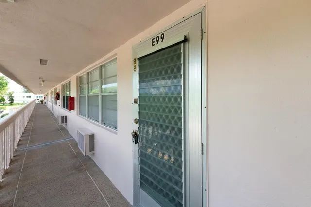 $1,150 | 99 Sussex East, Unit 99, West Palm Beach, FL 33417