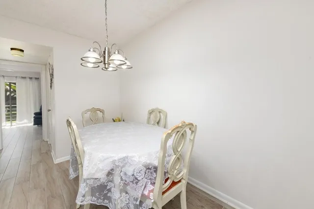 $1,150 | 99 Sussex East, Unit 99, West Palm Beach, FL 33417