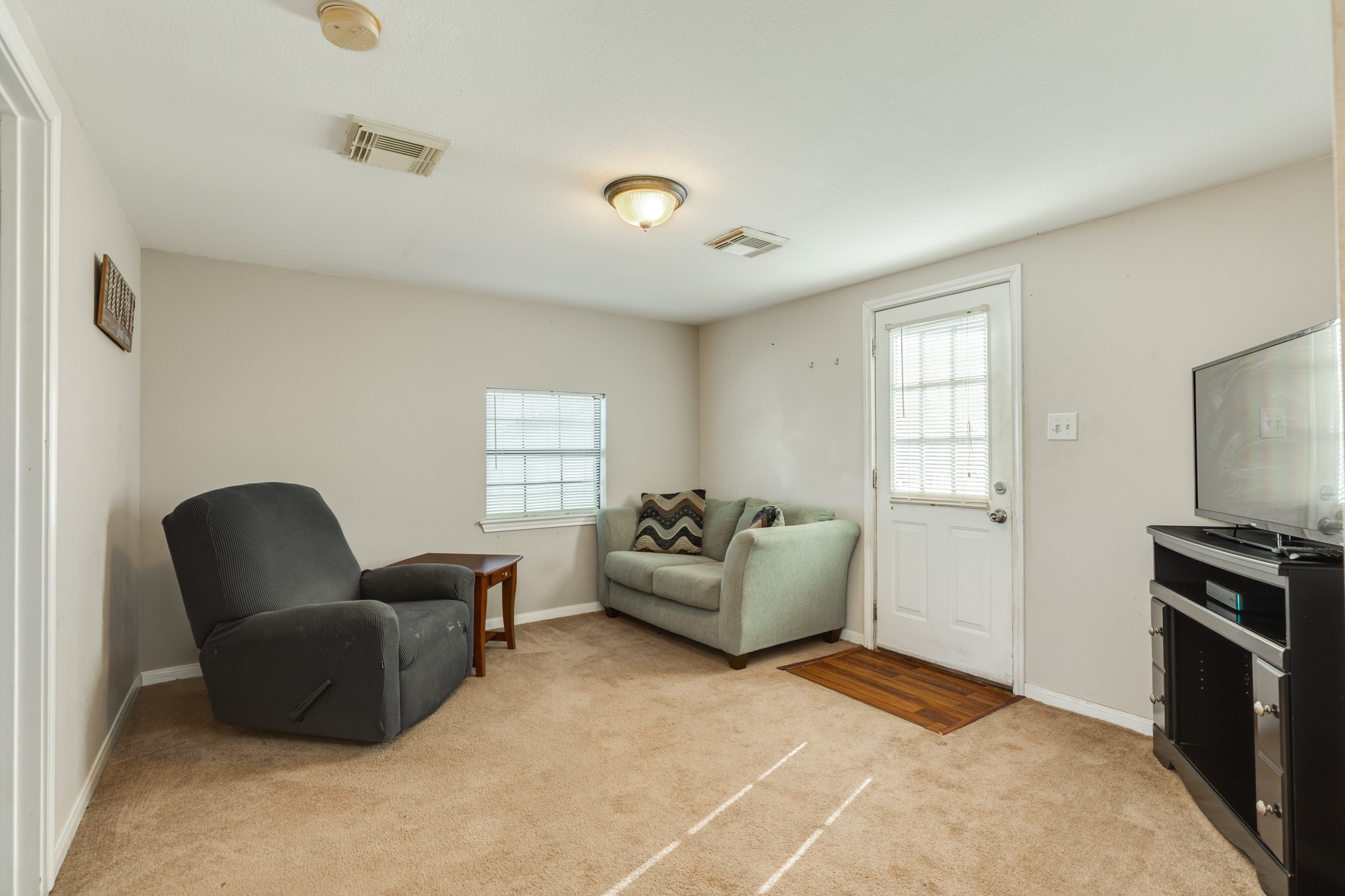 640 Whitten Street Clute, TX 77531 - Photo 22 of 34 Carpets are freshly cleaned