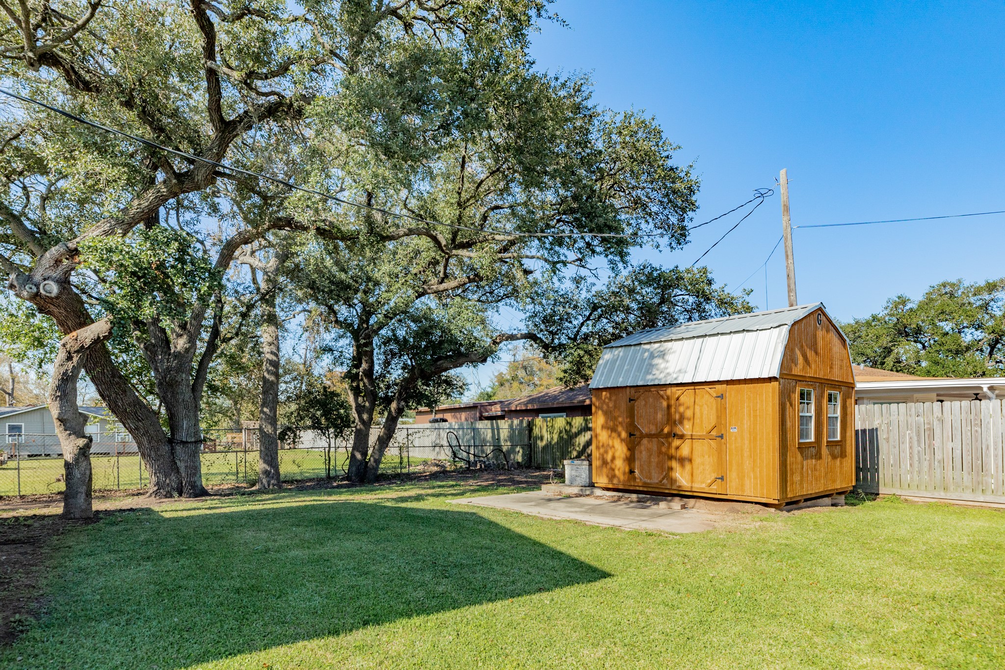 640 Whitten Street Clute, TX 77531 - Photo 30 of 34 2018 Shed